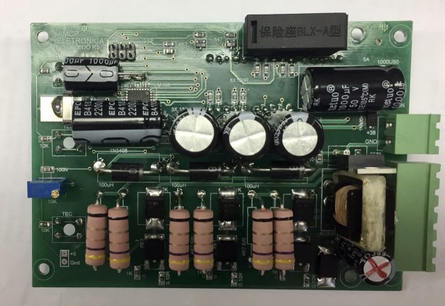 Placa de fonte do comando para foco LED